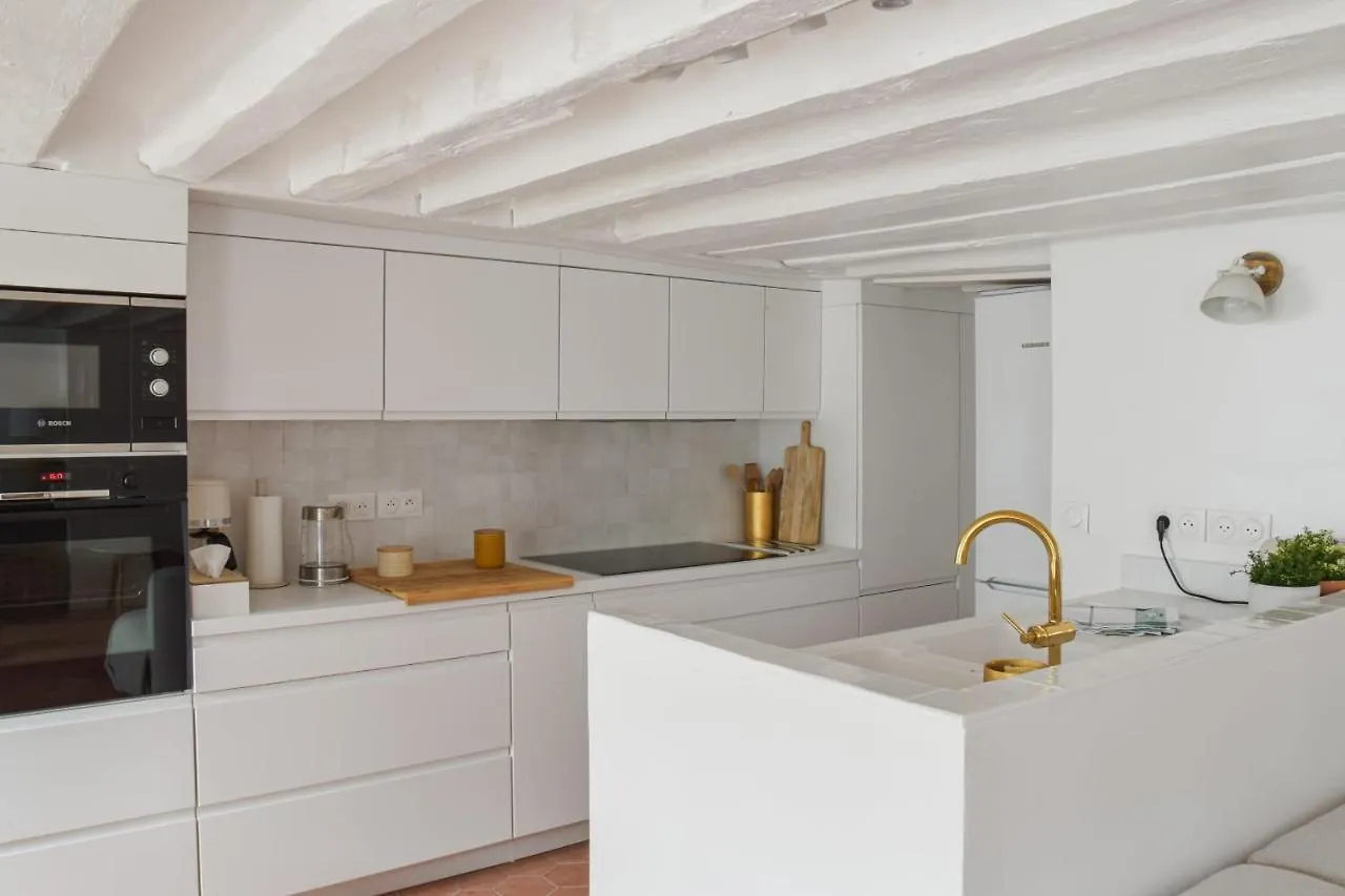 Exceptional Apartment In The Heart Of Paris - Welkeys 0*,  France